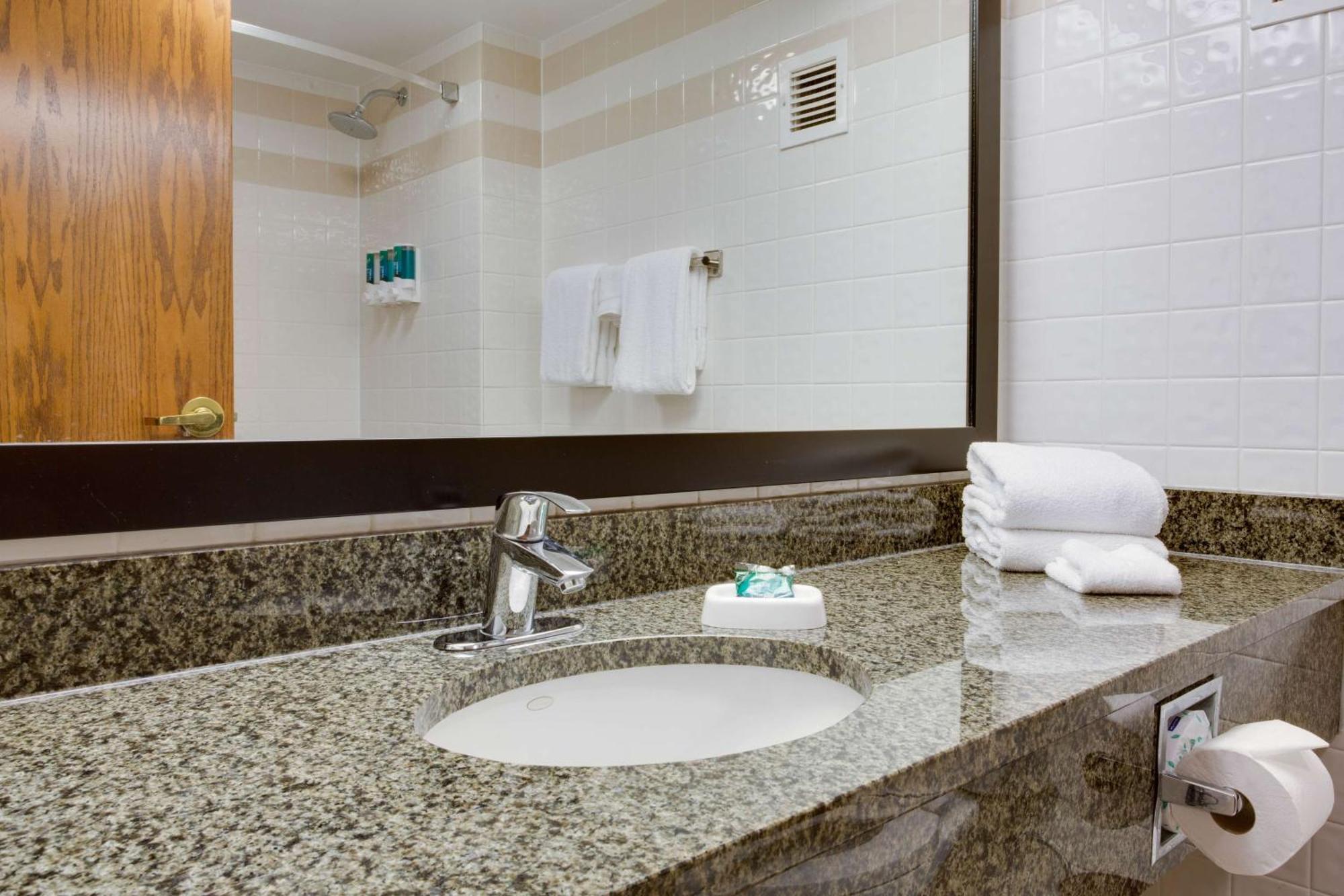 Drury Plaza Hotel San Antonio Airport מראה חיצוני תמונה